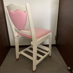 学習机、勉強机用の椅子　ハート　ピンクの画像