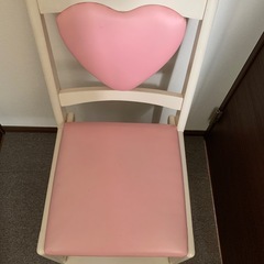 学習机、勉強机用の椅子　ハート　ピンクの画像