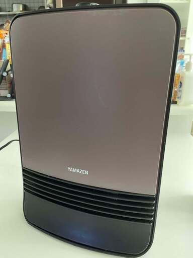 2022年製　YAMAZEN　セラミックファンヒーター　HF-J125