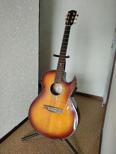 FENDER GDC-200SCE YUI使用モデルで当時話題になったエレアコ\n\n