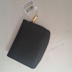 二つ折り財布　黒