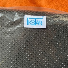 20a IKSTAR 【未使用品・開封品】チェアパッド 低反発 椅子 クッション 裏面 滑り止め 加工 通気性 ブラック　y021805aの画像