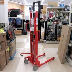 札幌市清田区 をくだ屋技研(O.P.K) 手動式パワーリフター PL-H200K-12S 中古品の画像