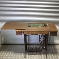 店頭引き渡し 中古 現状品 BROTHER ブラザー 足踏みミシン アンティーク インテリア レトロ 動作未確認の画像