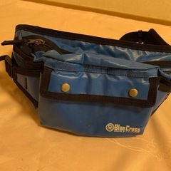 Blue Crossed ウエストバッグの画像