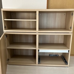 IKEA 食器棚の画像