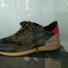 VALENTINO GARAVANI　スニーカー　ロックスタッズ...