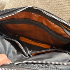 PORTER ブラックショルダーバッグの画像