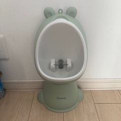 3COINS スリーコインズ  トイトレ　小便器
