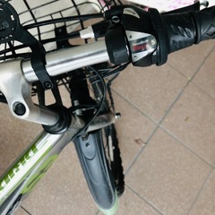 子供用マウンテンバイク　20インチ自転車の画像