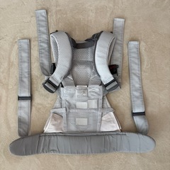 【値下げ】ベビービョルン　ワンカイエアー　メッシュ　抱っこ紐　シルバーの画像