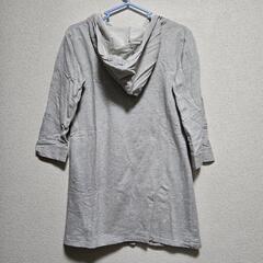Louits 七分袖トップスの画像