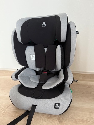 チャイルドシート　ジュニアシート　子供　シートベルト　ISOFIX
