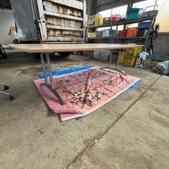 会議用テーブル(オフィス用、ウチダ製)の画像