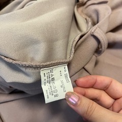 くすみピンクスカートの画像