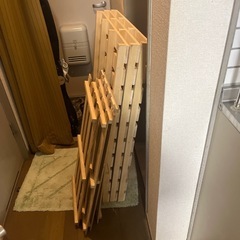 ベッドフレームの画像