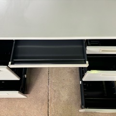 【中古】 事務机　プラス/PLUS 両袖机 の画像