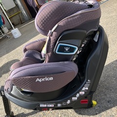 新生児用 チャイルドシート　Aprica フラディアグロウ ISOFIX チャイルドシートの画像