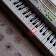 電子ピアノ