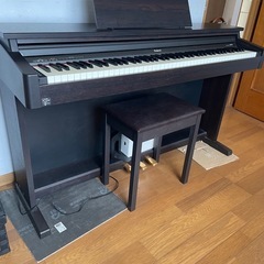 ローランド　電子ピアノ　HP147R