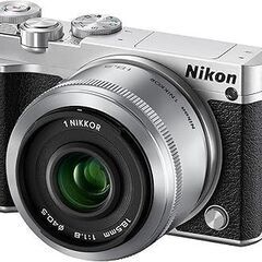 ニコン ミラーレスデジタルカメラ Nikon 1 J5 ダブルレンズキット 美品