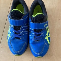 中古スニーカー21.5㎝