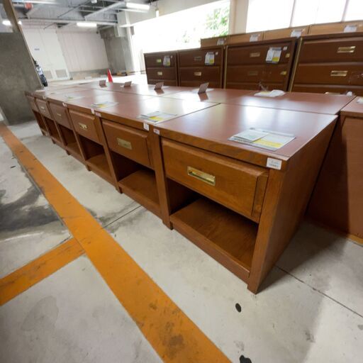 【ｱﾒﾘｶﾝ家具大量入荷!!!】ﾅｲﾄﾃｰﾌﾞﾙ②(No:1245035)