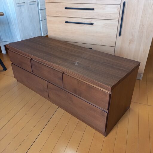未使用訳あり 天然木アルダー材　ベンチチェスト 幅120cm 2段5杯 ブラウン　ベンチ 洋服タンス モダン ローボード 北欧 整理タンス TV台