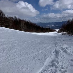 2月22日土曜日 スノボ スキー行ける方よろしくお願いしますね☺️