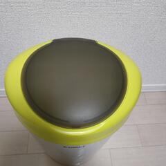 combi　おむつポット　スマートポイ　おむつゴミ箱の画像