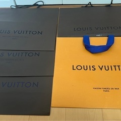 ルイヴィトンの紙袋 布袋 箱の画像