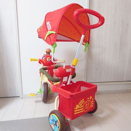 それいけ！アンパンマン デラックスII レッド（ブザー付おでかけ三輪車