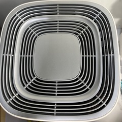 ☆値下げ☆I2502-582 アイリスオーヤマ 空気清浄機 IBP-A25-W 2020年製 通電確認済み キズ 汚れありの画像