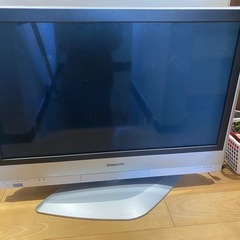 壊れたテレビ