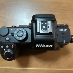 nikon Z 50iiダブルズームキット＋MH-32＋100周年記念シューカバーの画像
