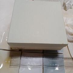 たち吉。大皿1枚取り皿6枚セット。の画像