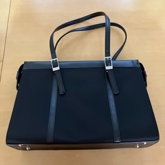 ショルダーバッグ