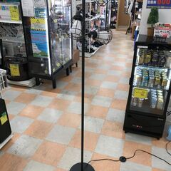 ★ジモティ割引あり★ 照明スタンド リモコン付き 黒 W(幅)44.0×D(奥行き)25.0×H(高さ)165.0cm ※クリーニング済みの画像