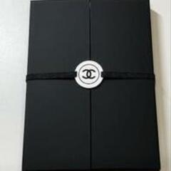 CHANEL♦ノベルティ♦メモ帳♦ 付箋 ペンシル LA COLLECTION■追加品♥おまけ付き-シャプナー1点　
3点セットです、格安
♦画像最後の画像