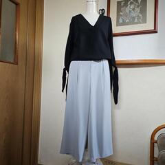 お値下げしました！FOREVER21ブラウス&UNIQLOパンツ