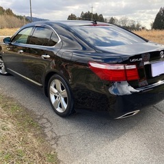 レクサス LS460 21年 車検8年6月 11万㌔ HDDナビ Bカメラ 地デジ ETC バージョンS Iの画像
