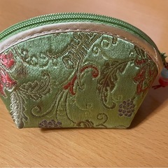 新品未使用のポーチ チャイナ風の画像