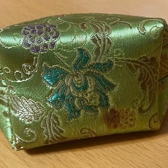 新品未使用のポーチ チャイナ風の画像
