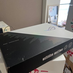 Asus ROG ZEPHYRUS箱