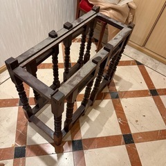 ドロップリーフテーブルの画像