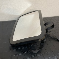 子供を見るための車につけるミラー　の画像