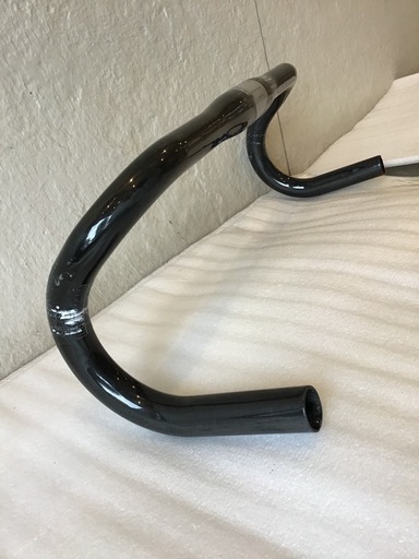 3T ROTUNDO LTD カーボンドロップハンドル 400 超軽量