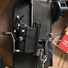 サニトラ　エアコン　コンプレッサー　コンデンサー