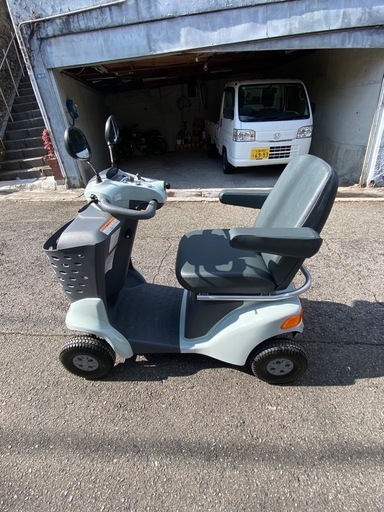 スズキ4輪セニアカ- ET4D9 展示品 綺麗なボディー】セニアカー 電動