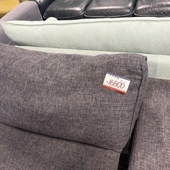 ヘッドレスト付きソファ　3人掛けの画像